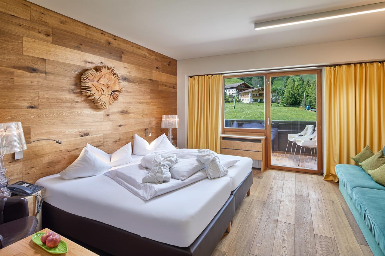 Almhof Family Und Wellness Resort Gerlos Exterior photo